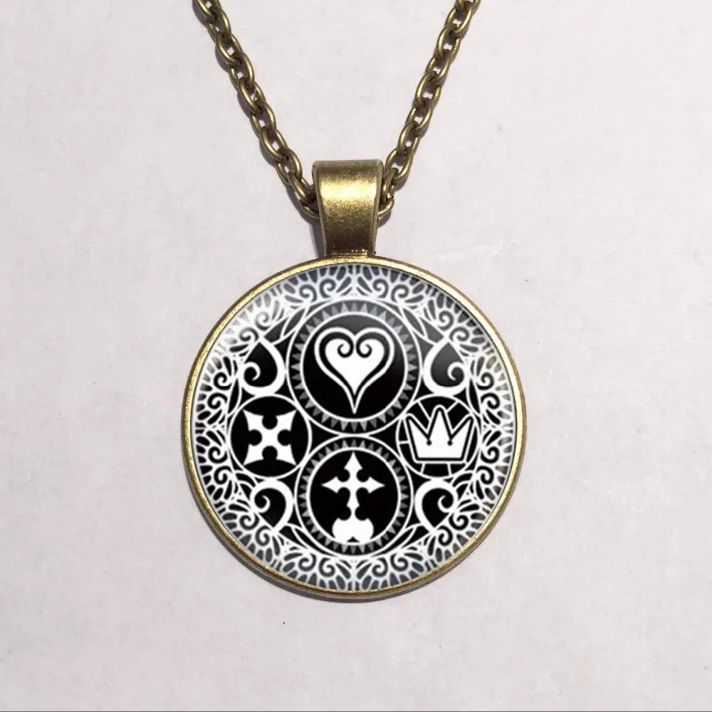 Обувь для косплея Королевство Сердец Ultimania Троицы эмблема стеклянный кулон