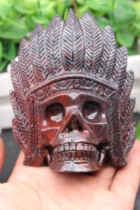 345 граммов натурального кварцевого кристалла кровоточильного камня череп для