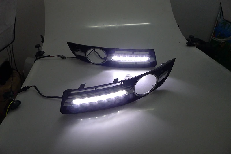Автомобильная проблесковая автомобильный светильник DRL светодиодный Габаритные огни для VW Volkswagen Passat B6 2005 2006 2007 2008 2009 2010 2011 с желтым