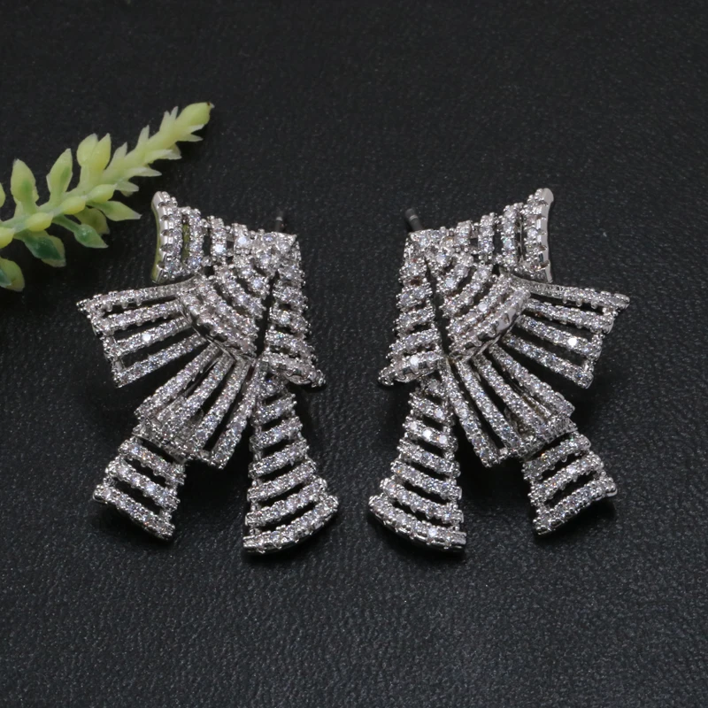 Lanyika модные ювелирные изделия полые мульти треугольные кубические циркониевые