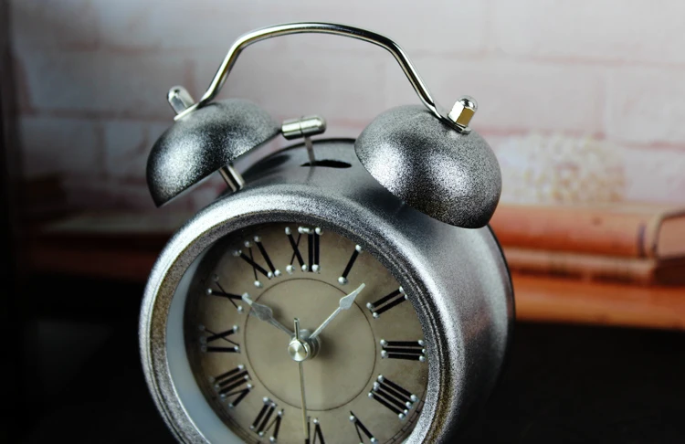 Ретро индустриальной эпохи серебристый металлик колокол стереоскопического