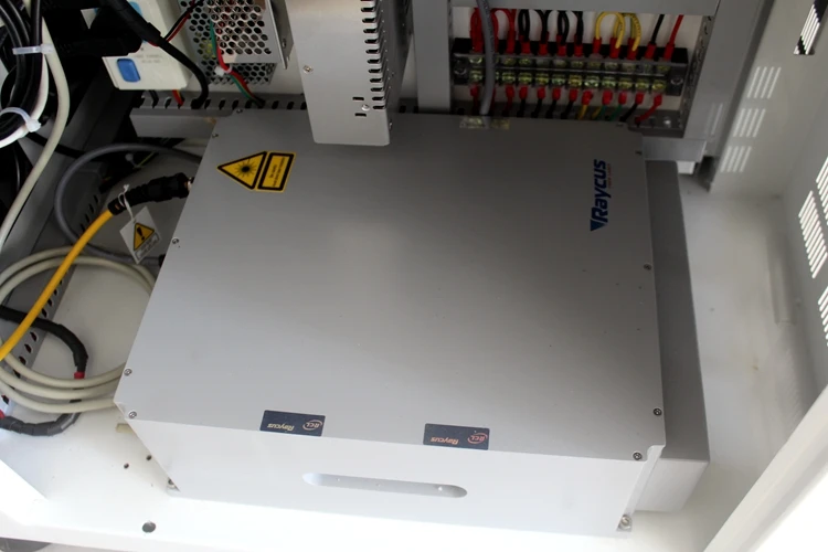 20 Вт 30 волокна лазерная маркировочная машина лазерной гравировки резки металла