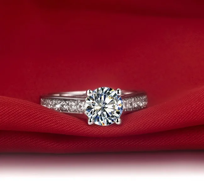 Женское кольцо для помолвки Moissanite синтетическое из белого золота с бриллиантом 1