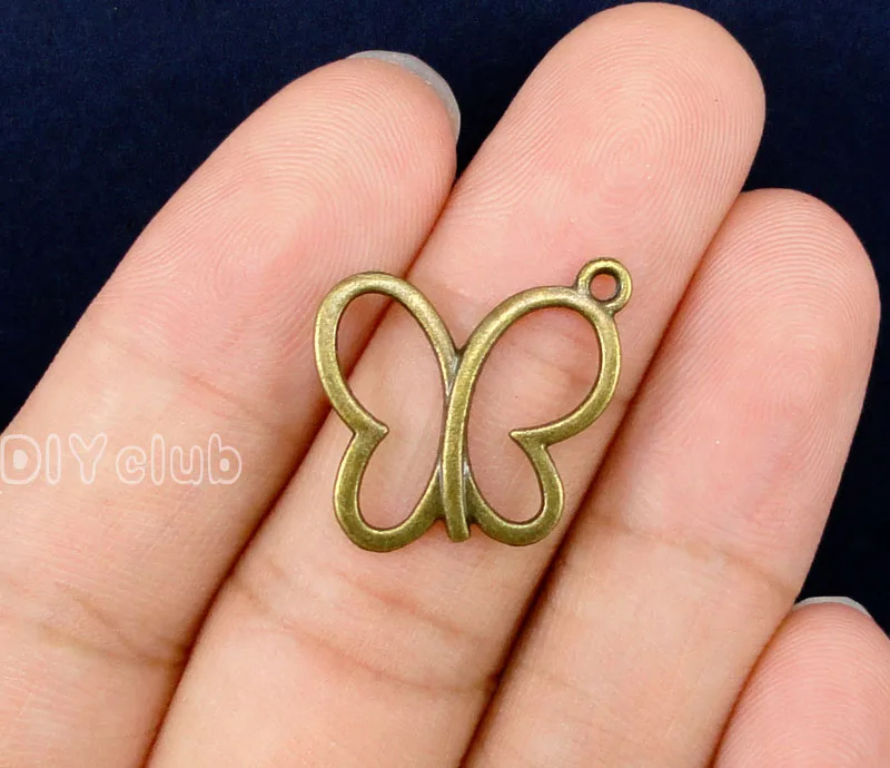 

100pcs- Antique Bronze Butterfly Charms Pendant 21x17mm