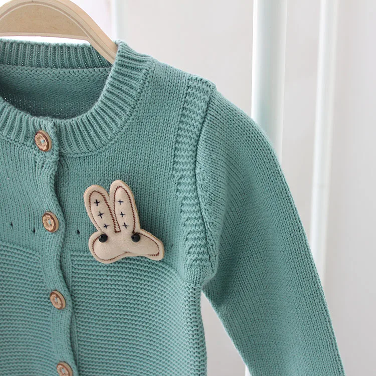 Детский свитер на весну и осень милый кардиган с рисунком кролика для девочек