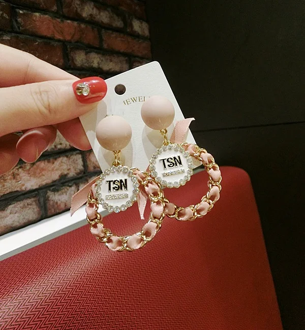 Женские Висячие серьги с большими круглыми цепочками в Корейском стиле милые