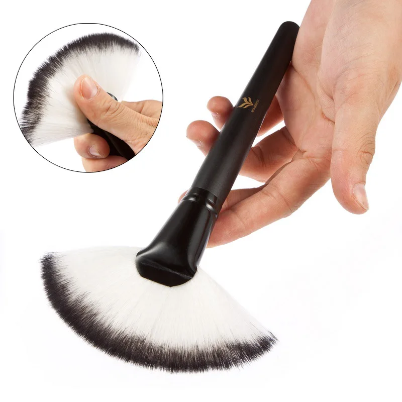 Профессиональный 1 Шт. Большой Тонкий Вентилятор Форма Мягкой Кисти Для Макияжа