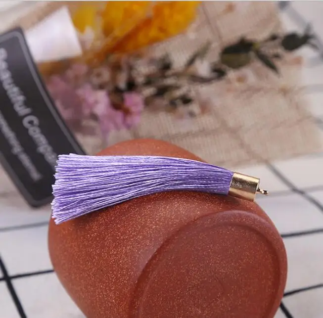 light purple 10 шт./партия, разноцветные Полиэстеровые золотые кепки, подвески с кисточками, 60 мм, длина, модные серьги с бахромой, подвески самодельные ювелирные изделия - Цвет: light purple