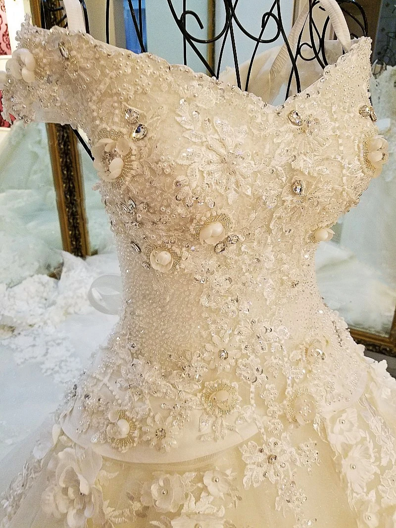 LS55585 свадебное платье кружевные цветыRhinestone свадебное платье зашнуровать назад возлюбленной бальное платье роскошное хрустальное свадебное платье длинный поезд реальные фотографии