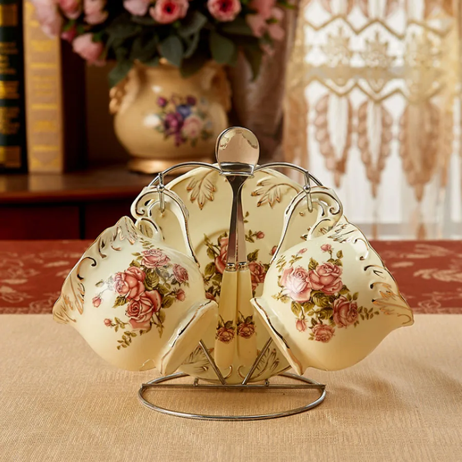 ROSE(2 sets) MUZITY, европейский стиль, керамическая чайная чашка и блюдце, фарфоровая кофейная чашка с нержавеющей ложкой, дизайн розы - Цвет: ROSE(2 sets)