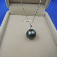 100% nature black Tahiti pearl necklace with 18-Kk white gold box chain.11-12 mm pearl .AAAA grade