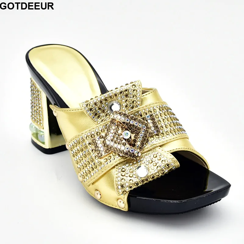 Новые женские модельные сандалии коллекция 2019 года женская обувь для вечеринок в