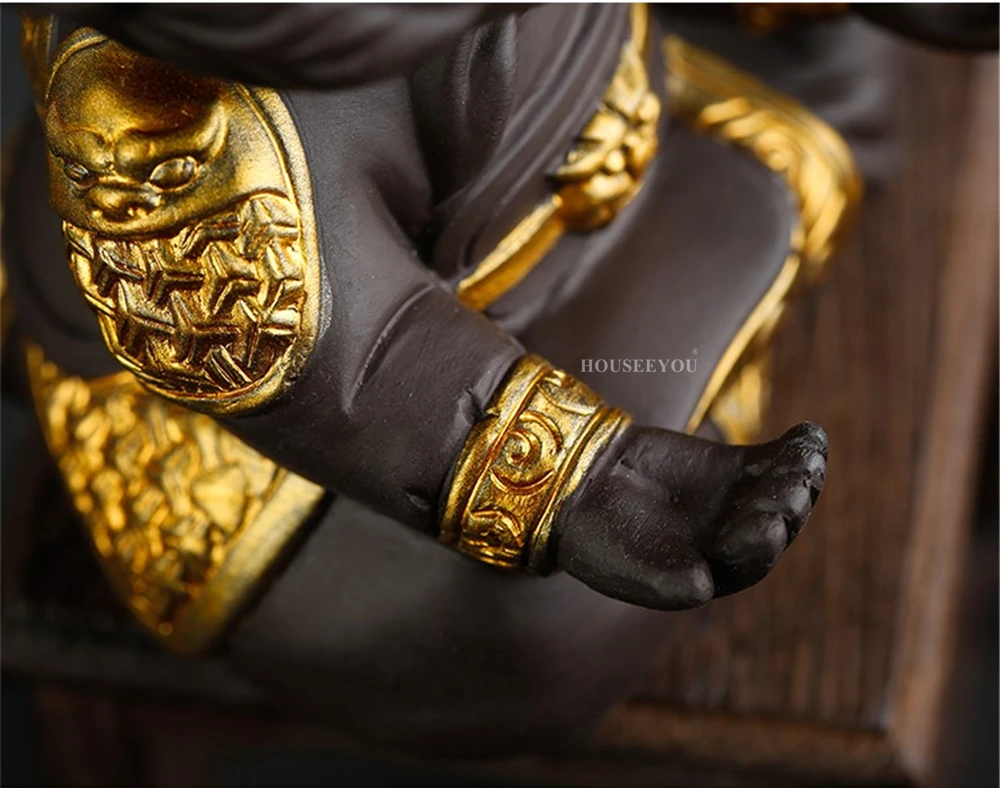 Chinese Purple Clay Kung Fu Tea Pets Monkey King Tea Tray Sun Wukong Statues Sculptures for Home Office Decoration Crafts
