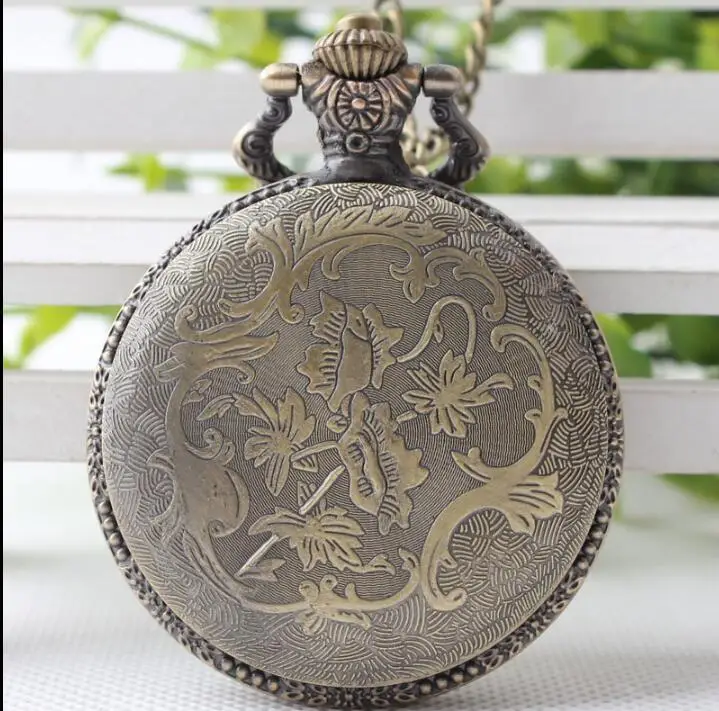 

Chic Quarts Vintage Retro Pocket Watch with