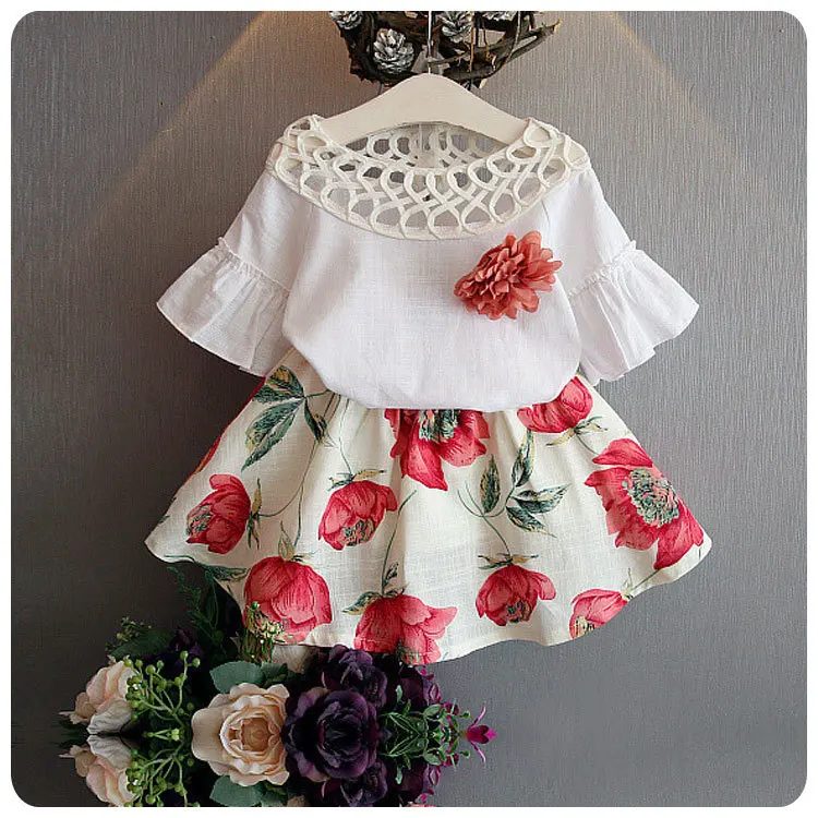 2016 Korean Children's Garment Summer 2 Pieces Set New Pattern Girl Baby Hollow Out Lead Horn Sleeve Jacket Flower Short Skirt