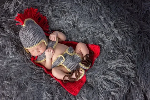 Милый детский вязаный костюм ручной работы с героями мультфильмов вязаная