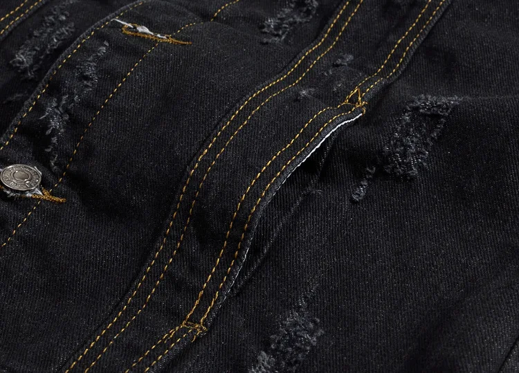 Черный мужской джинсовый жилет с надписями и дырками повседневная мужская