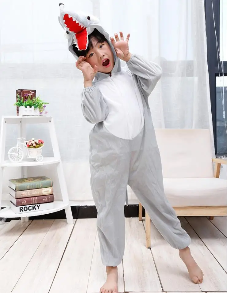 Животное волка воспроизводит костюм детский праздничный для детского сада.