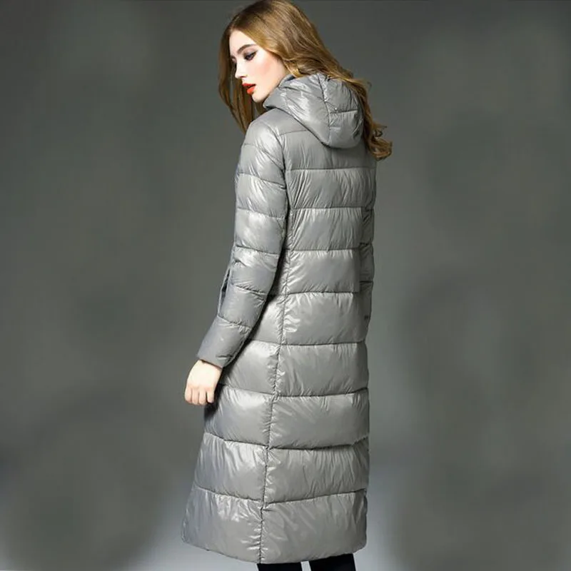 Женская зимняя куртка высокого качества новинка 2018 Модная парка на 90% белом