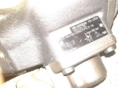 

PV7-1X/16-20RE01MC0-16 REXROTH PUMP NEW R900580382 PV7-1A/16-20RE01MC0-16