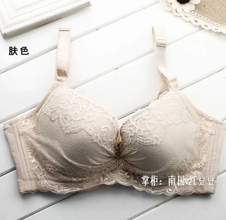 Women Adjustable shoulder strap Gather Push Up Bra .Large size 34/36/38/40/42 CDE cup bra girl embroidered lace flowers bra