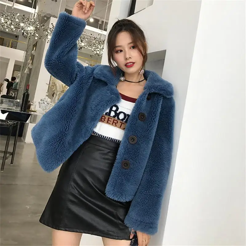 blue Женские зимние короткие пальто из натуральной овчины, Женская куртка из натурального меха ягненка, Женская Повседневная теплая верхняя одежда из натуральной шерсти V461 - Цвет: blue
