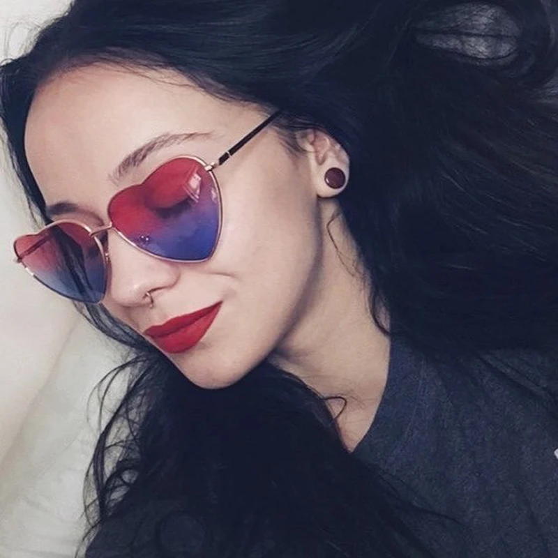 Новинка 2018 модные солнцезащитные очки в форме сердца женские милые пикантные