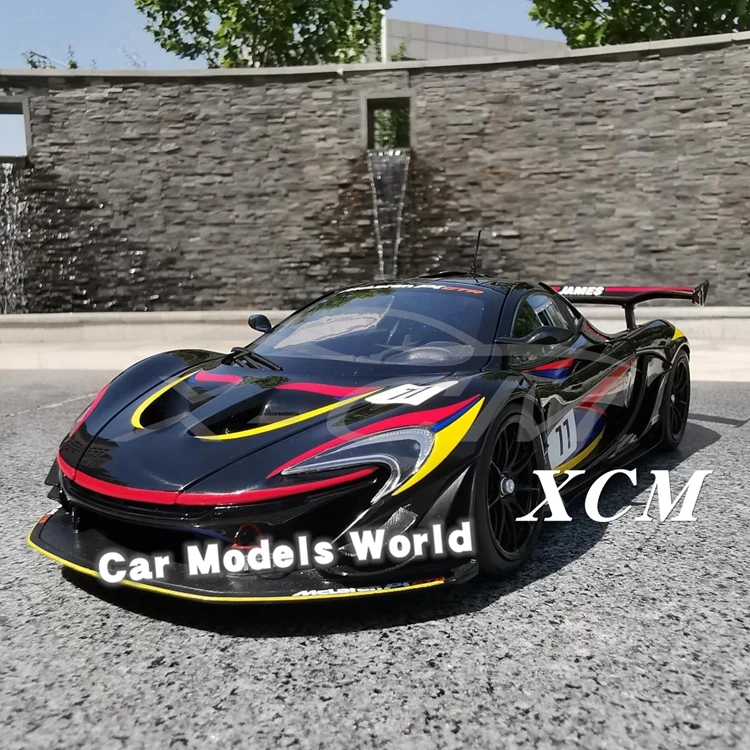 Литая модель автомобиля почти настоящая P1 GTR 1:18+ маленький подарок