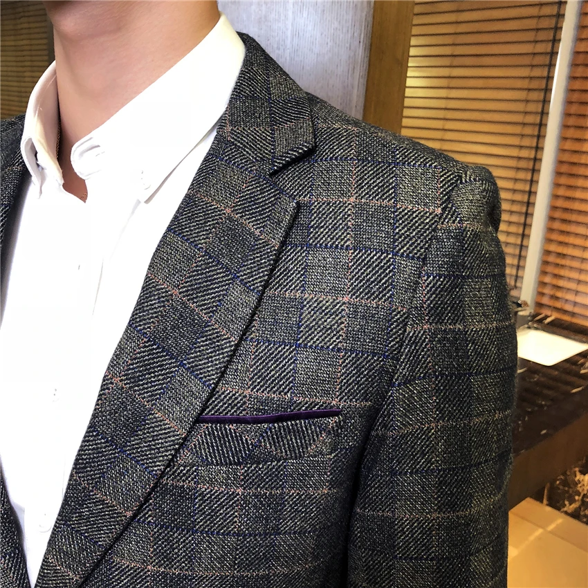 Мужской классический костюм в клетку приталенный элегантный пиджак смокинг для