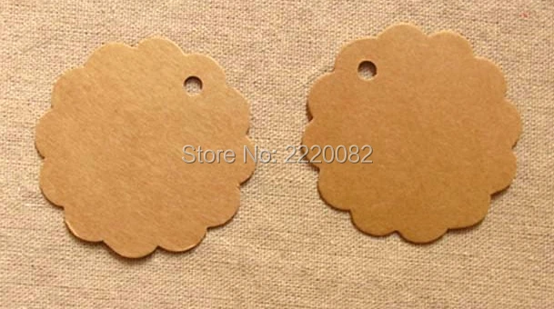 

Free shipping in stock blank tag 350gsm craft pape dia.6cm 400 pcs a lot gift tag/paper card hang label/round shape tag