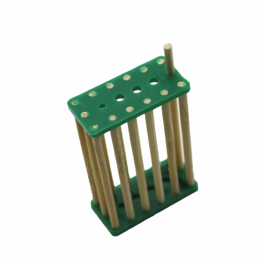 

20 Pcs Bamboo Bee Queen King Cage Bee Isolation Transport Cage 5.5x3.6x1.5 cm