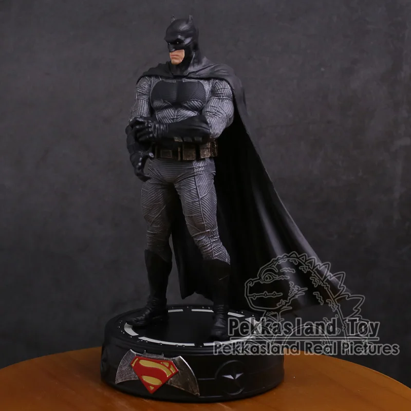 DC COMICS Супер герой Бэтмен/Чудо-Женщина/Супермен статуя с светодиодный светильник ПВХ фигурка Коллекционная модель игрушки