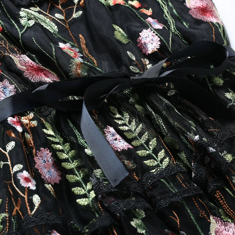 Лето сексуальное платье 2017 Вышивка Для женщин S Холтер Элегантный пляжный