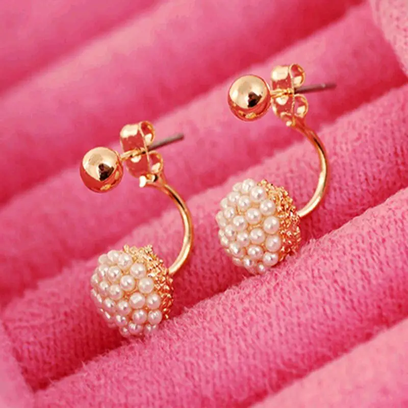 Женские серьги гвоздики с маленькими искусственными жемчужинами и золотыми