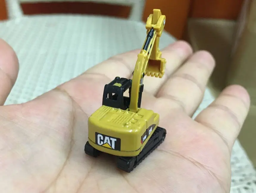 Гидравлический экскаватор гусеницы Cat 315D L весы 1/160 от бренда Diecast Masters #85556 |