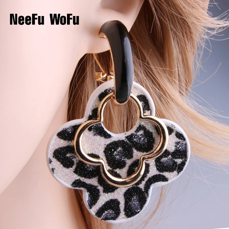 Большие серьги NeeFu WoFu в форме клевера из кожи и цинкового сплава большие