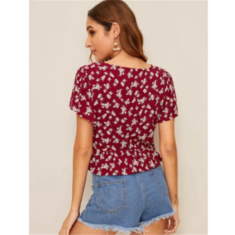 Женская короткая блузка с глубоким v образным вырезом красный цветочный принт