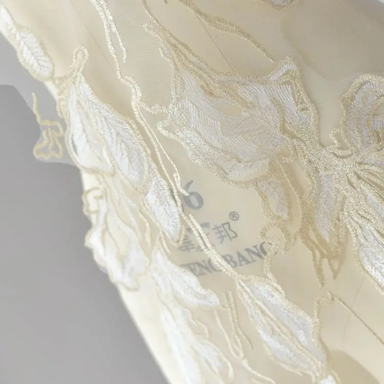 Фото 1Piece White Gold Embroidered Lace Fabrics For African French Lace Fabric High Quality 3D Lace Applique For Wedding Dress №4