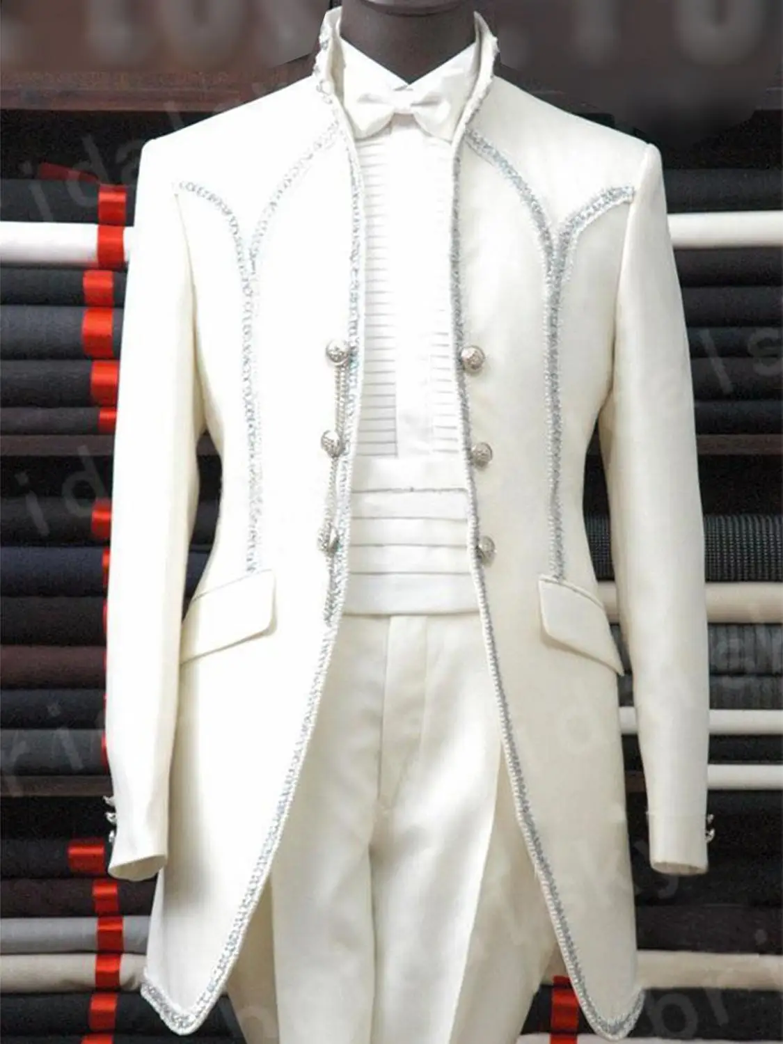 Мужской костюм на заказ смокинг цвета слоновой кости с обшивкой заказ|suit outlet|tuxedo