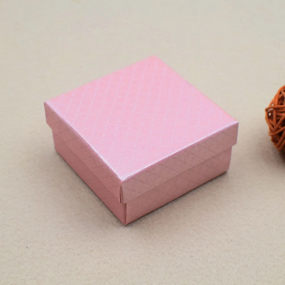 7.5x7.5x3.5cm Pink 8x5x2,5/7,5x7,5x3,5 см картонная пена квадратная упаковка подарочная коробка для кольцо ожерелье браслет серьги ювелирные изделия вечерние поставки - Цвет: 7.5x7.5x3.5cm Pink