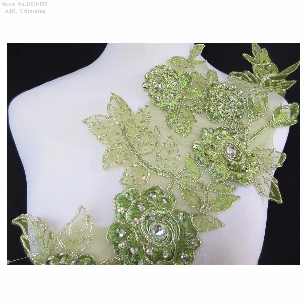 Кружевные нашивки ручной работы расшитые блестками с цветами