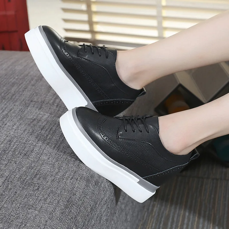 

Qiannml Plus Size 34-43 Brogues Creepers Platform Shoes 2021 Leather Loafers Ladies Lace up Oxford Shoes for Women