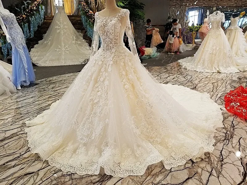 2018 свадебное платье с длинными рукавами кружевное кристаллами на заказ новый