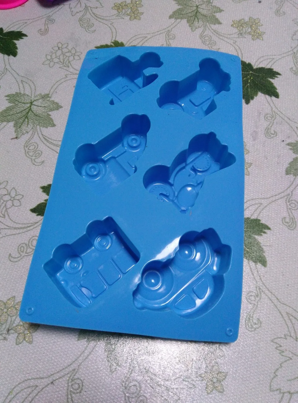 

Wholesale Airplane car motorcycle cake baking tray mold handmade soap molds