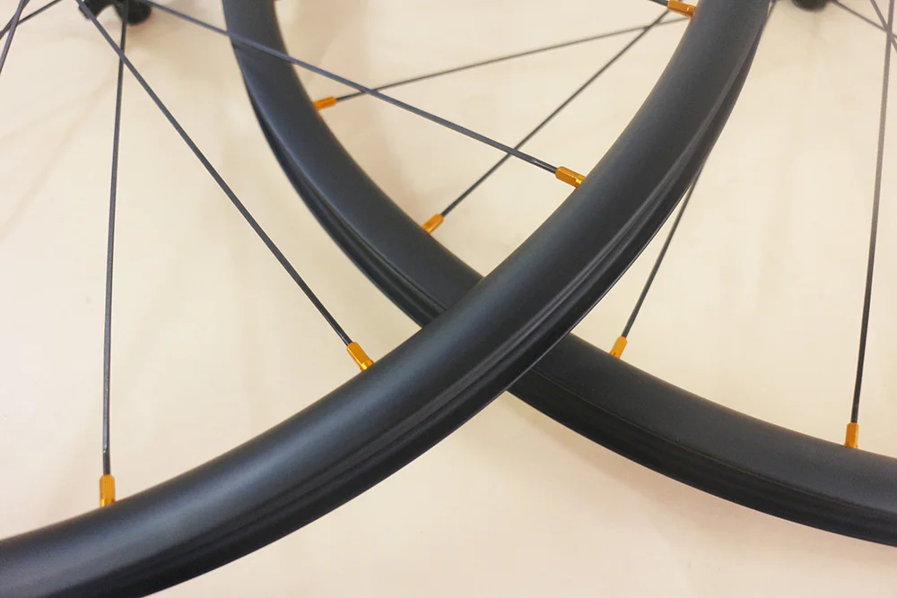 Ультра легкие 29er MTB XC гонки 28 мм ширина 22 Глубокий hookless горный велосипед