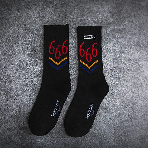 Новая мода женские уличные носки для HipHop для мужчин пара букв 666 Harajuku хлопок Скейтборд Спортивные твердые полосы Дикие повседневные носки - Цвет: Черный