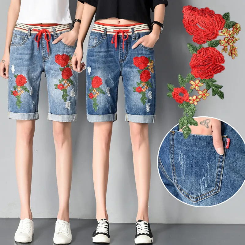 

Free shipping Elastic waist hole denim women short trousers female loose summer casual shorts embroidered flowers jeans size 36