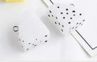 White Dragon fruit 10 шт. Свежие Фрукты Банан ананас дракон фрукты украшения из смолы DIY ремесло подходит для браслета ювелирные изделия серьги аксессуары ручной работы - Окраска металла: White Dragon fruit