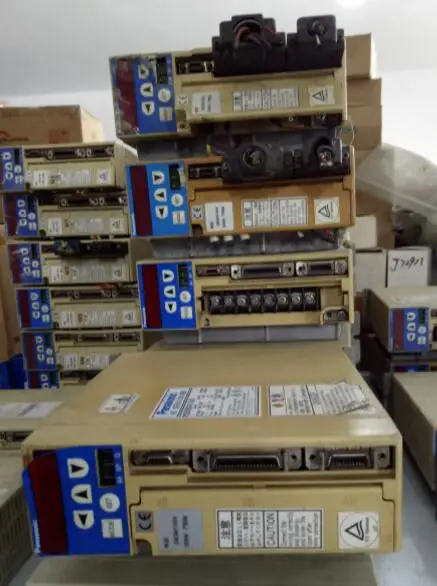 

Servo driver MSD083A1XXV , Used one , 90 % appearance new , 3 months warranty , fastly shipping