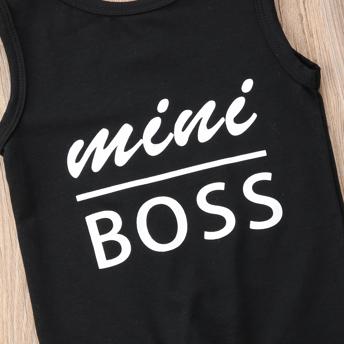 Милый комбинезон с надписью для новорожденных мальчиков и девочек черный